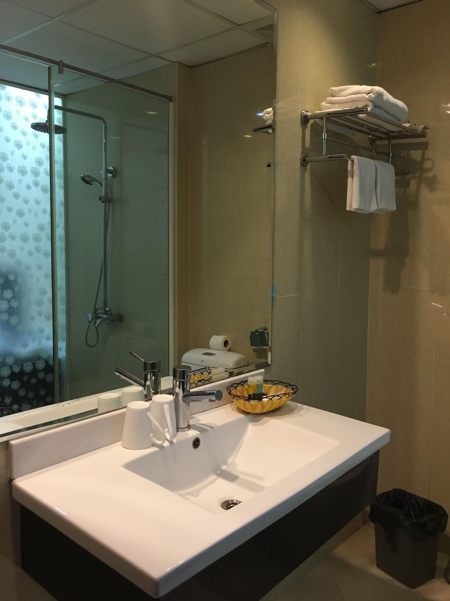 Millennium Hanoi Hotel Esterno foto